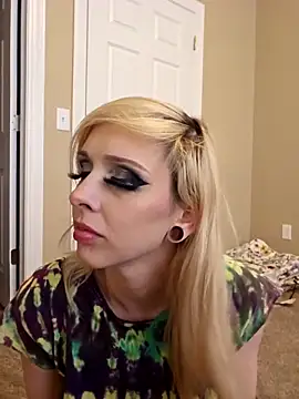 AmethystFoxx online show from 12, 11, 2025