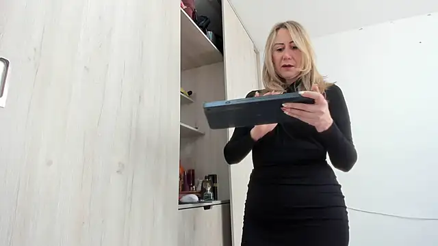 ashleymilf 1 online show from 9, 9, 2025