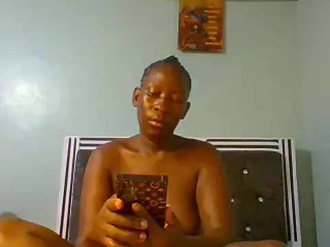 Snapshot of blackcuteebony chatting on 12, 2, 2025 blackcuteebony online show from 12, 2, 2025