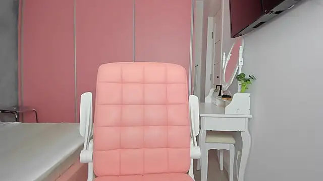 daddysgirl2222 online show from 21, 9, 2025