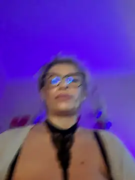 BellaBellaHot online show from 1, 12, 2025