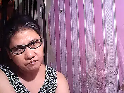 sweetsosie18 online show from 25, 2, 2025