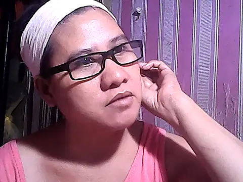 Snapshot of sweetsosie18 chatting on 17, 9, 2025 sweetsosie18 online show from 17, 9, 2025
