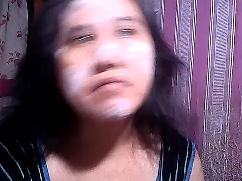 Snapshot of sweetsosie18 chatting on 16, 10, 2025 sweetsosie18 online show from 16, 10, 2025