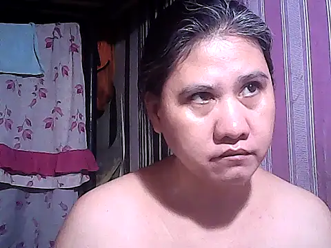 Snapshot of sweetsosie18 chatting on 22, 10, 2025 sweetsosie18 online show from 22, 10, 2025