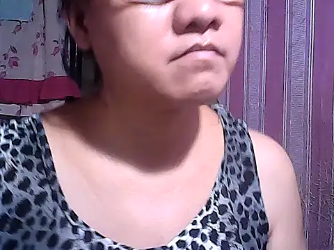 Snapshot of sweetsosie18 chatting on 27, 10, 2025 sweetsosie18 online show from 27, 10, 2025