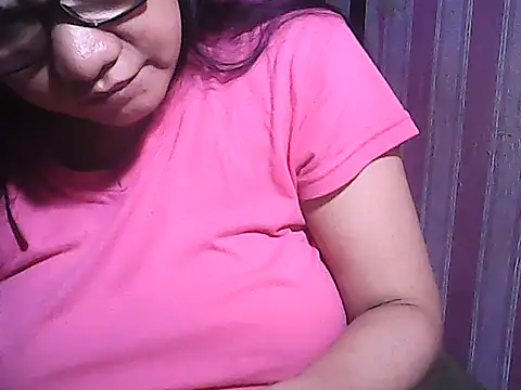 sweetsosie18 online show from 4, 11, 2025