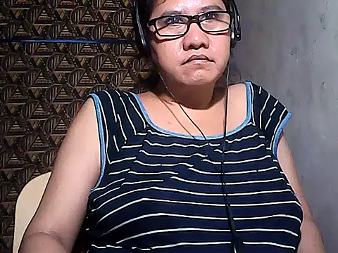 sweetsosie18 online show from 5, 1, 2026