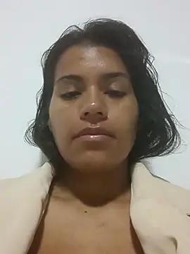 roxanamariahills  online show from 27, 4, 2026