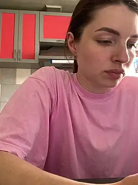 SeducingYoghourt online show from 6, 5, 2026