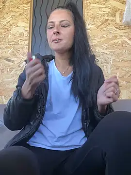 AlishyaJoi online show from 25, 4, 2026