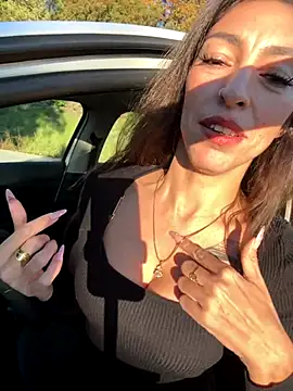 amanilouve online show from 14, 12, 2025