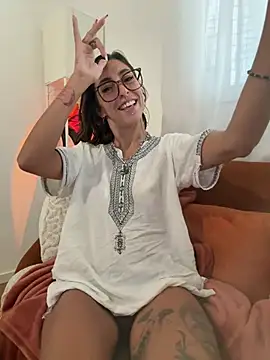 Snapshot of amanilouve chatting on 30, 3, 2026 amanilouve online show from 30, 3, 2026