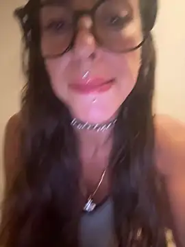 amanilouve online show from 24, 5, 2026