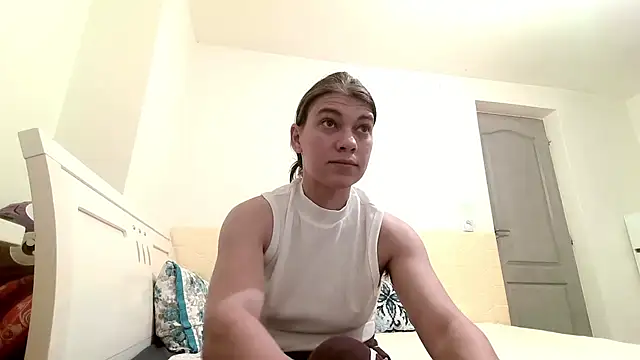 Snapshot of MercyLove chatting on 4, 12, 2024 MercyLove online show from 4, 12, 2024