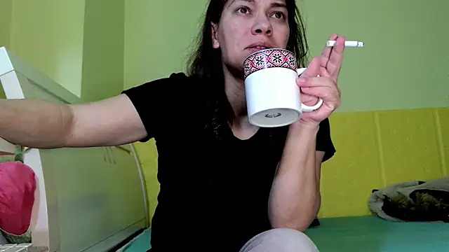 Snapshot of MercyLove chatting on 5, 3, 2025 MercyLove online show from 5, 3, 2025