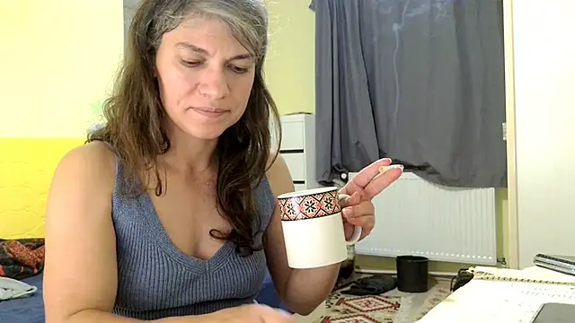 Snapshot of MercyLove chatting on 12, 10, 2025 MercyLove online show from 12, 10, 2025