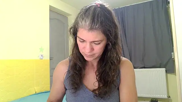 Snapshot of MercyLove chatting on 24, 10, 2025 MercyLove online show from 24, 10, 2025