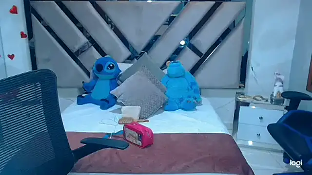 Snapshot of lady_Ary_xx chatting on 19, 2, 2025 lady Ary xx online show from 19, 2, 2025