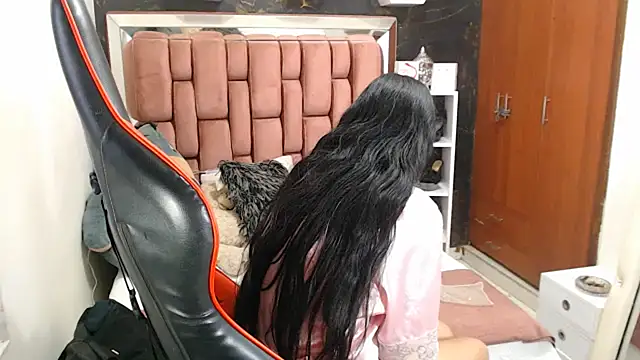 Snapshot of lady_Ary_xx chatting on 22, 2, 2025 lady Ary xx online show from 22, 2, 2025