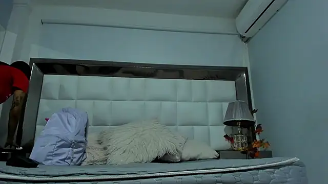 MiaConte online show from 29, 1, 2025