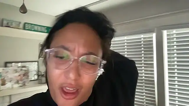 dreamyriri online show from 5, 5, 2026