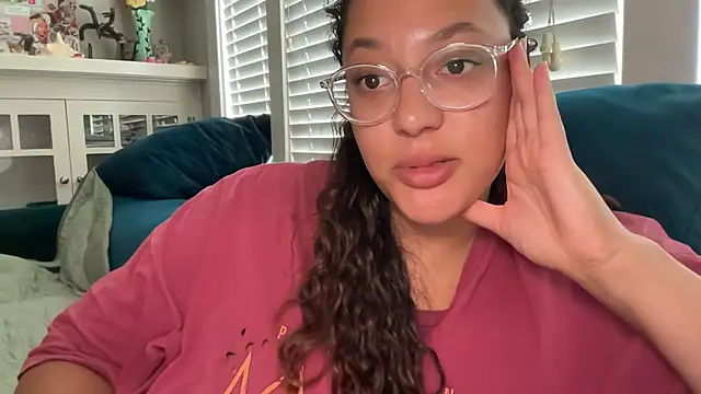 dreamyriri online show from 23, 6, 2026