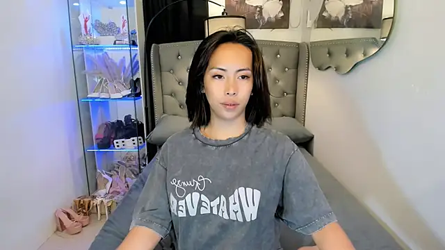 Snapshot of reighnempress chatting on 18, 2, 2026 reighnempress online show from 18, 2, 2026