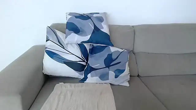 Linda1975 online show from 14, 12, 2025