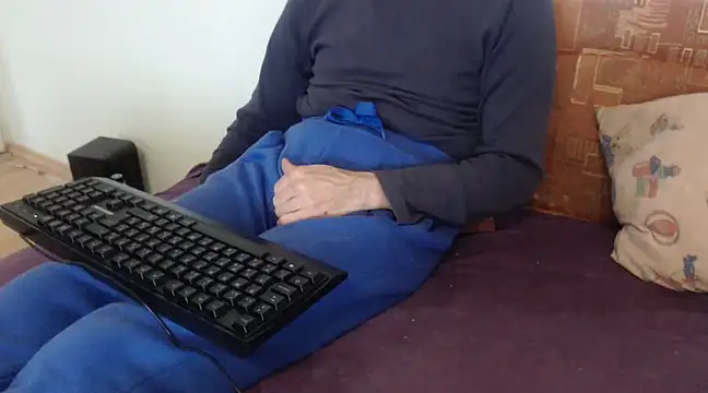 Snapshot of VASKOS178 chatting on 2, 12, 2024 VASKOS178 online show from 2, 12, 2024