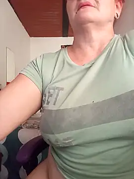 Snapshot of antonela_ladiabla chatting on 3, 3, 2025 antonela ladiabla online show from 3, 3, 2025