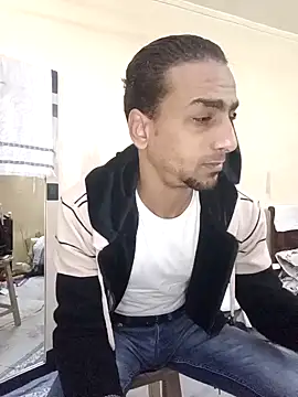 Snapshot of highguy chatting on 19, 12, 2024 highguy online show from 19, 12, 2024