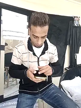 Snapshot of highguy chatting on 1, 1, 2025 highguy online show from 1, 1, 2025