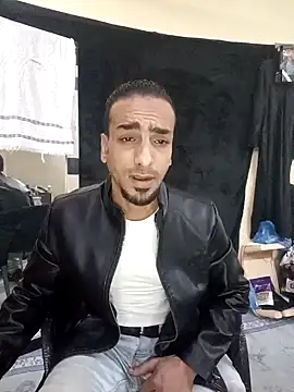 Snapshot of highguy chatting on 10, 1, 2025 highguy online show from 10, 1, 2025