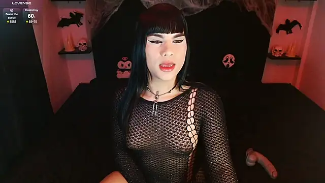 My vampire Mia online show from 28, 12, 2024