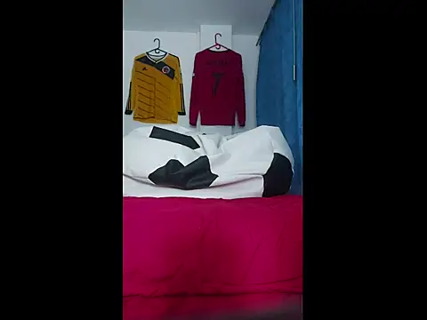 Snapshot of ALBEIROFOOTBALL1992 chatting on 18, 2, 2025 ALBEIROFOOTBALL1992 online show from 18, 2, 2025