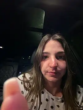 Snapshot of DoriDeluxe66 chatting on 6, 2, 2026 DoriDeluxe66 online show from 6, 2, 2026