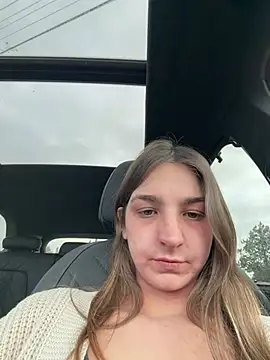 Snapshot of DoriDeluxe66 chatting on 13, 2, 2026 DoriDeluxe66 online show from 13, 2, 2026