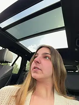 Snapshot of DoriDeluxe66 chatting on 28, 2, 2026 DoriDeluxe66 online show from 28, 2, 2026