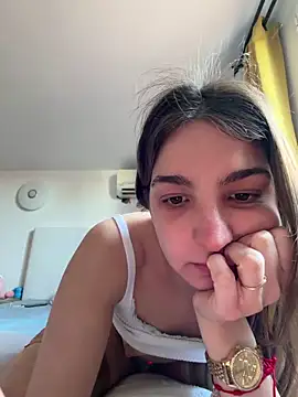 Snapshot of DoriDeluxe66 chatting on 17, 3, 2026 DoriDeluxe66 online show from 17, 3, 2026