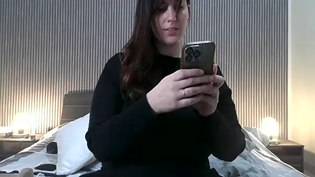 MysteryGirl7 online show from 3, 2, 2025
