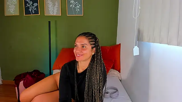 karlye 5 online show from 25, 6, 2026
