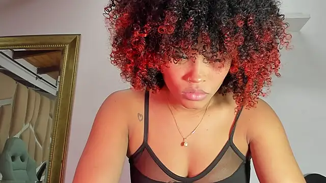 Snapshot of naia_blessed chatting on 20, 2, 2025 naia blessed online show from 20, 2, 2025