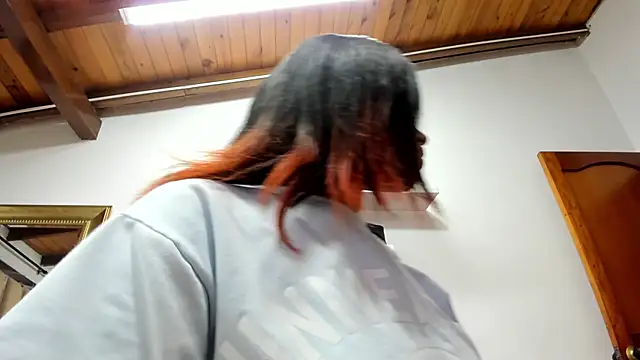 Snapshot of naia_blessed chatting on 24, 2, 2025 naia blessed online show from 24, 2, 2025