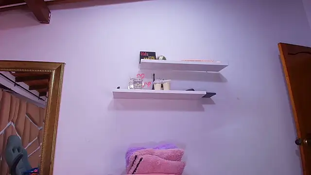 Snapshot of naia_blessed chatting on 15, 9, 2025 naia blessed online show from 15, 9, 2025