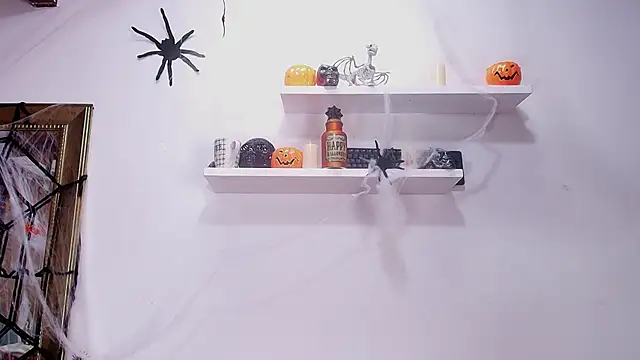 Snapshot of naia_blessed chatting on 26, 10, 2025 naia blessed online show from 26, 10, 2025