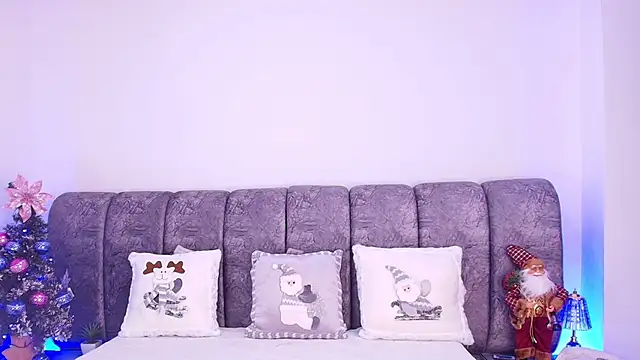 Snapshot of naia_blessed chatting on 15, 12, 2025 naia blessed online show from 15, 12, 2025