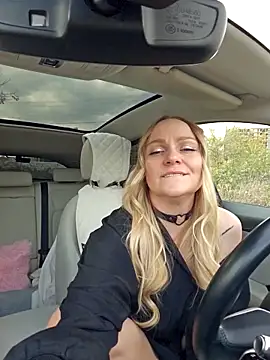 Snapshot of Bondgirl_013 chatting on 23, 10, 2025 Bondgirl 013 online show from 23, 10, 2025