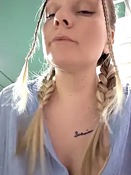 Bondgirl 013 online show from 5, 4, 2026