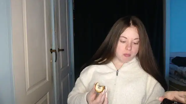 Snapshot of ryhhnnagold99 chatting on 1, 4, 2026 ryhhnnagold99 online show from 1, 4, 2026